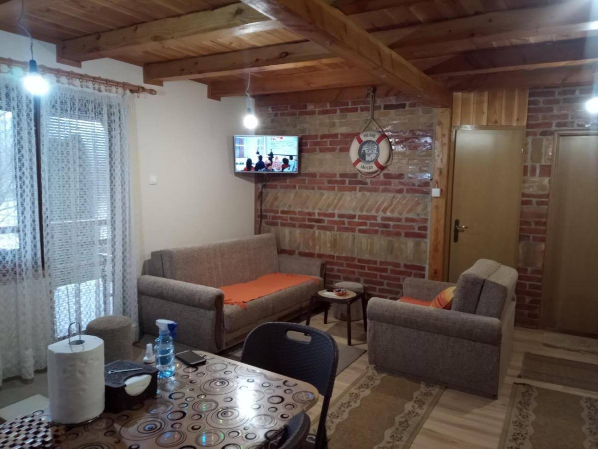 Apartman "Kapetana Luka" Ljubovija Exterior photo